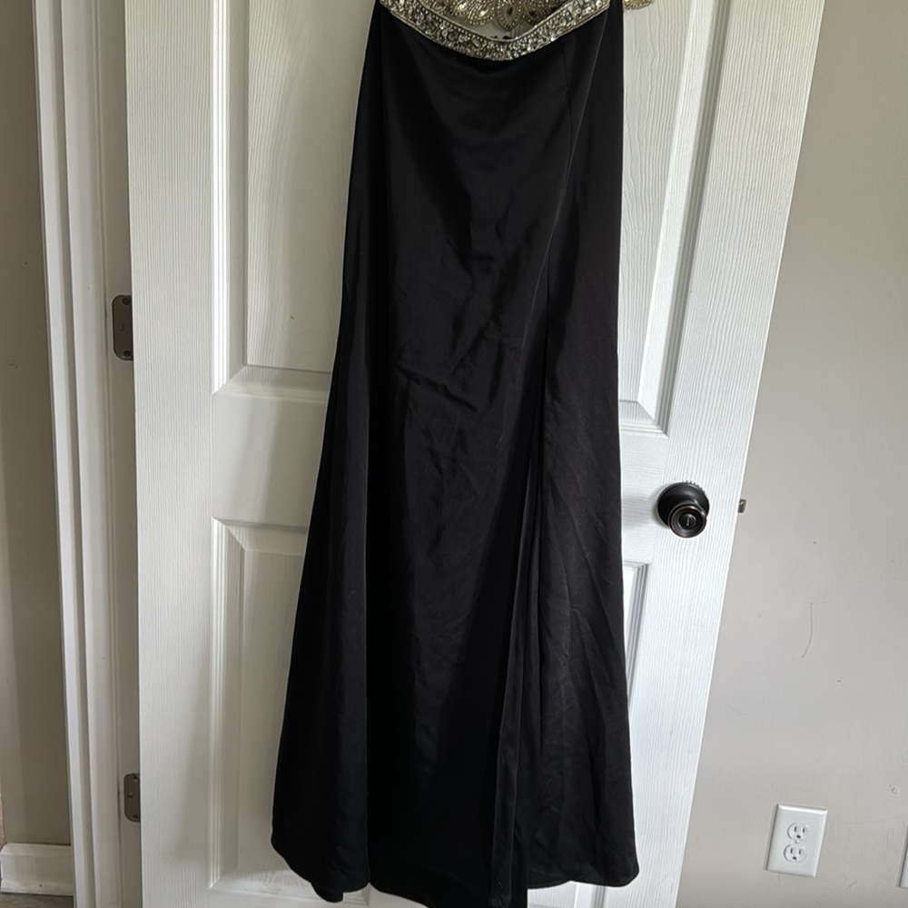 2 PIECE PROM DRESS - Picture 3 of 9